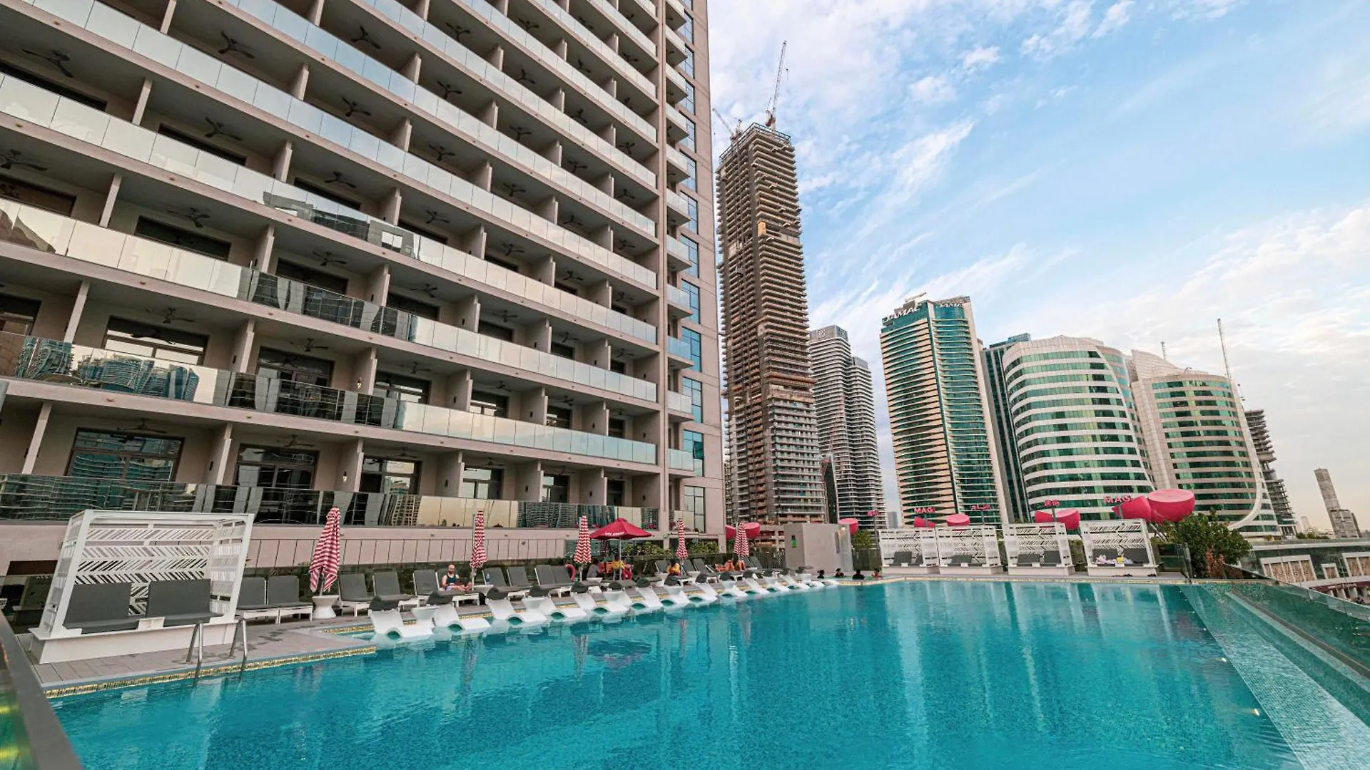 Chic Studio 5 Min Walk To Dubai Mall & Burj Apartment